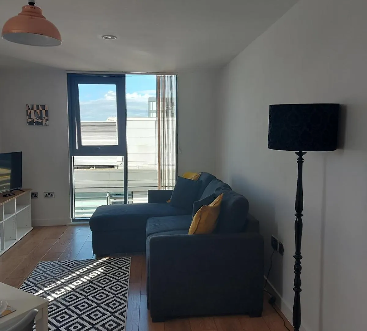 Lovely Stylish 2 Bedroom Serviced Apartment In Sheffield Free Wifi 0*,  Reino Unido